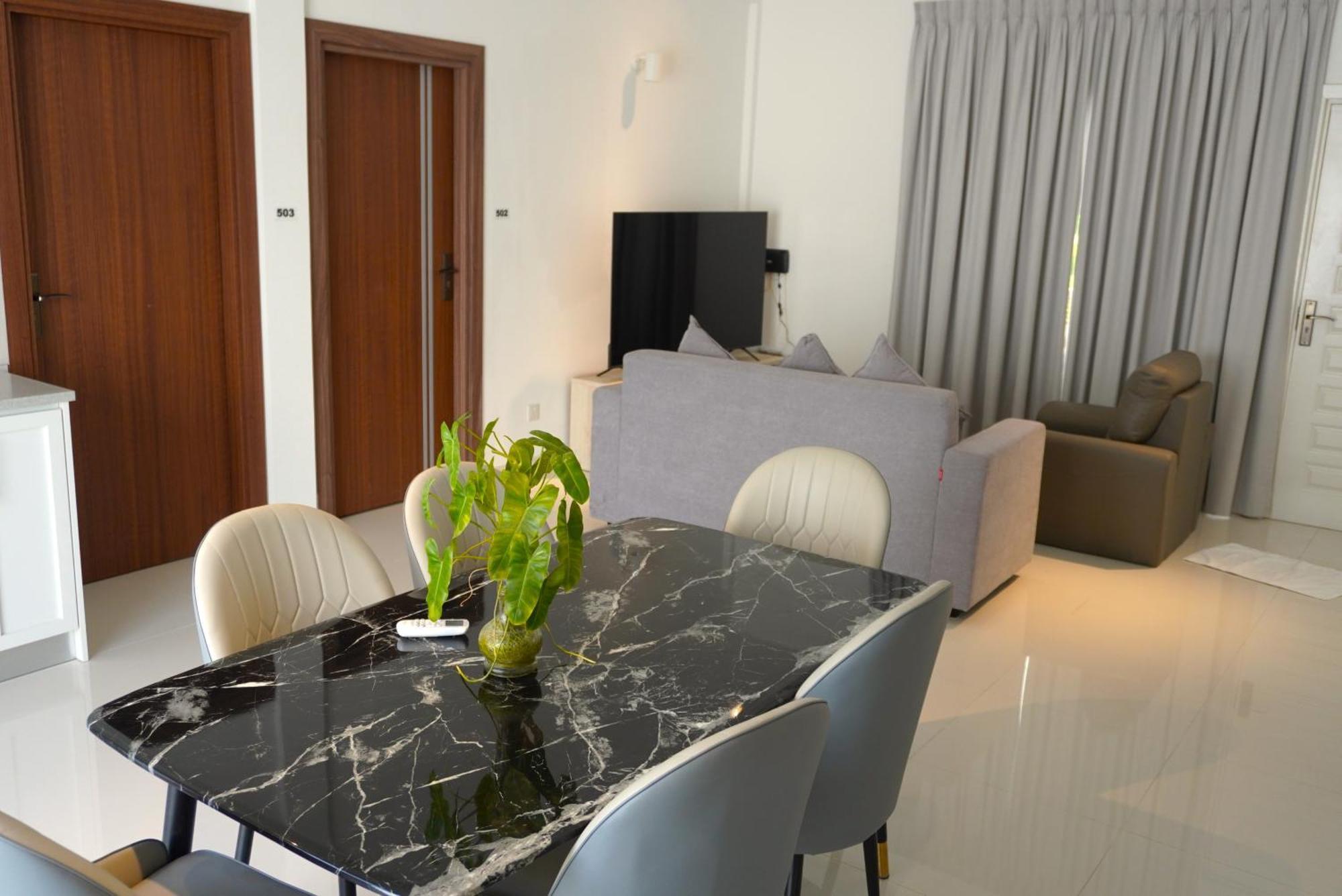 Tme Retreats Dhigurah Guest house